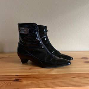 Burberry Black Patent Leather Ankle Boots US 6